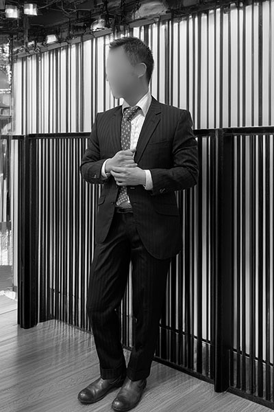 :山田　健太郎
